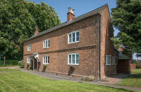Hunters Lodge - outside view of care home