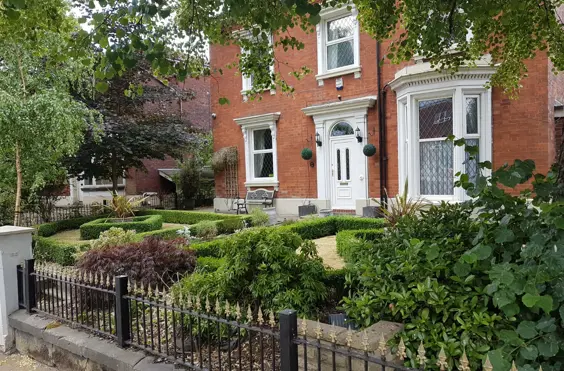 Kenwood House - An outside view of the home