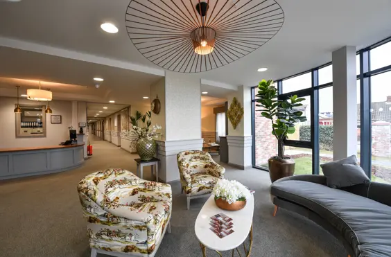 Grosvenor Manor Care Centre - outside view of care home