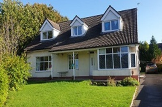 Hennel Lane - outside view of care home