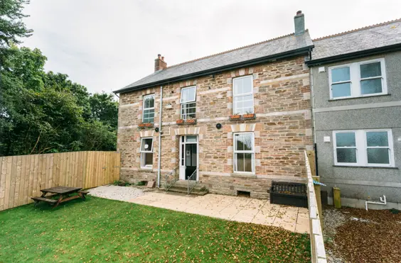 Tresleigh - outside view of care home