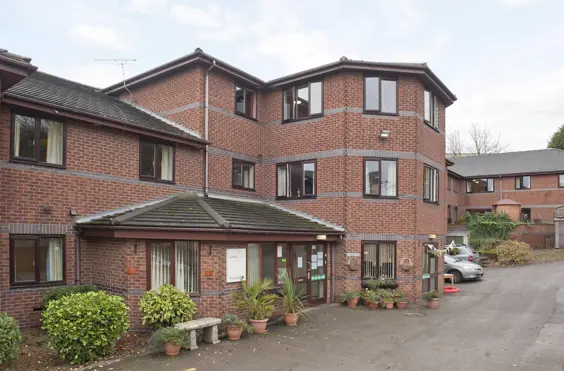 Loxley Court - outside view of care home