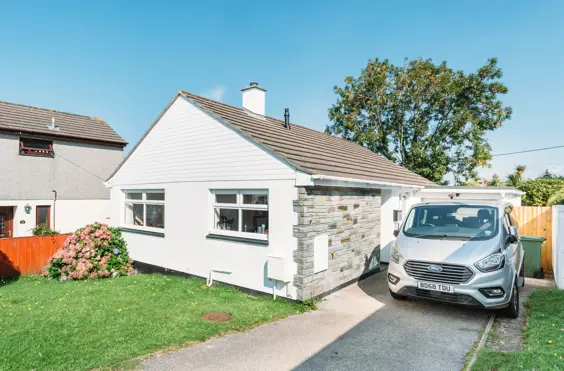 Trevelthan House - outside view of care home