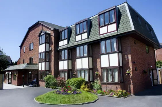 Argyle Park Care - outside view of care home