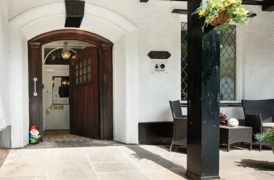 Orchid Woodlands Healthcare Ltd - outside view of care home