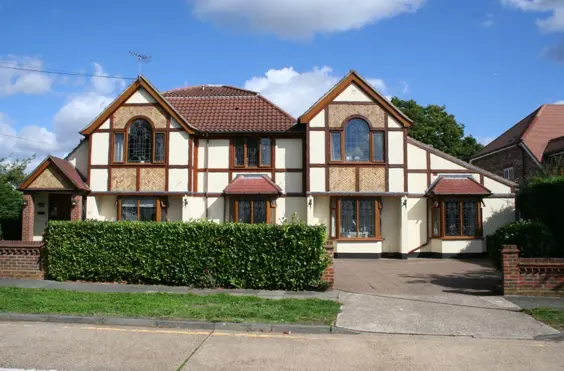 Arran Manor - outside view of care home