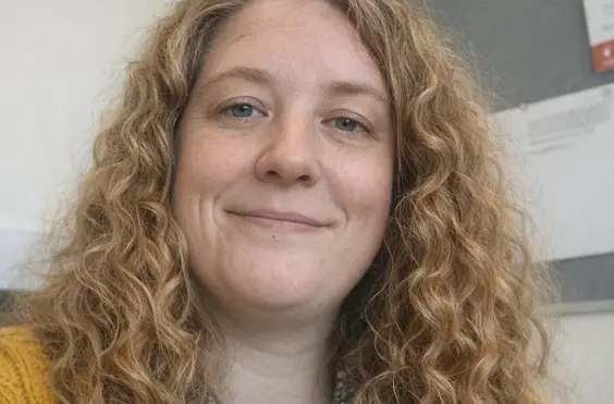 Select Support + - Photo of manager