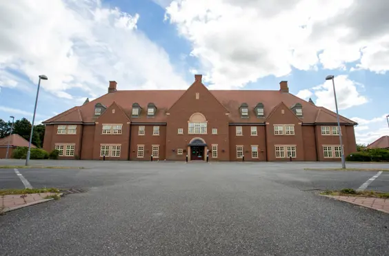Chelmsford Care Centre Ltd - An outside view of the home