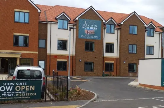 Lakeview Grange - outside view of care home