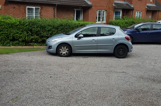 Abbeymead Lodge - An outside view of the home