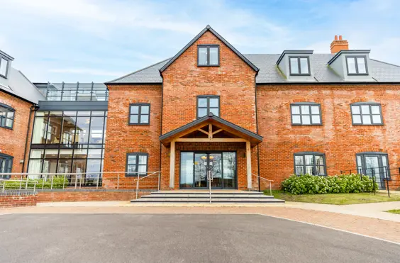 Carpenders Park - outside view of care home