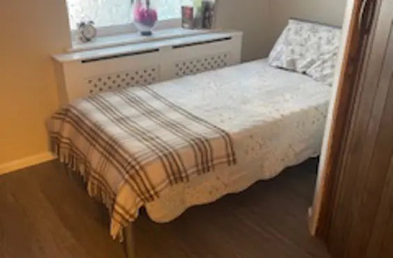 Richmond Residential Lodge Ltd - Photo of a typical bedroom