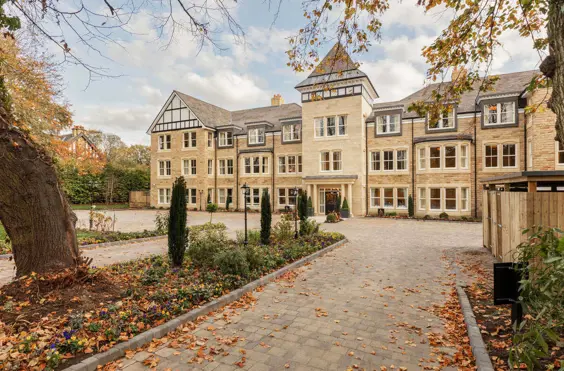 The Manor House Roundhay - outside view of care home