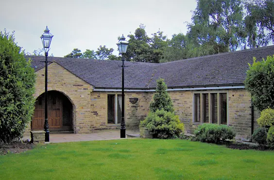 Oak House - outside view of care home