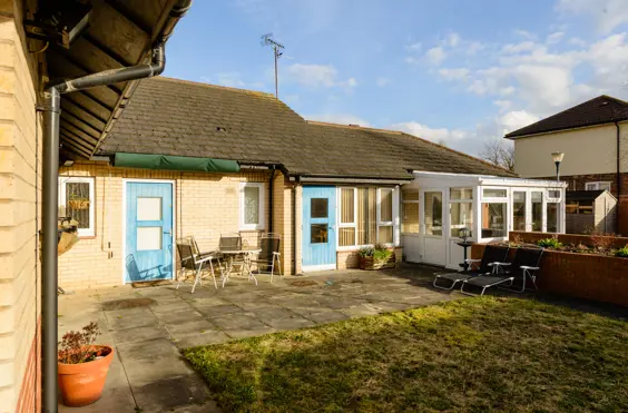 35 Priory Grove - An outside view of the home