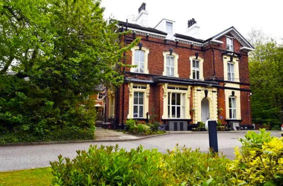 Aaron Grange Care Home - outside view of care home