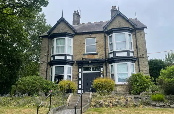 Mowbray House - outside view of care home