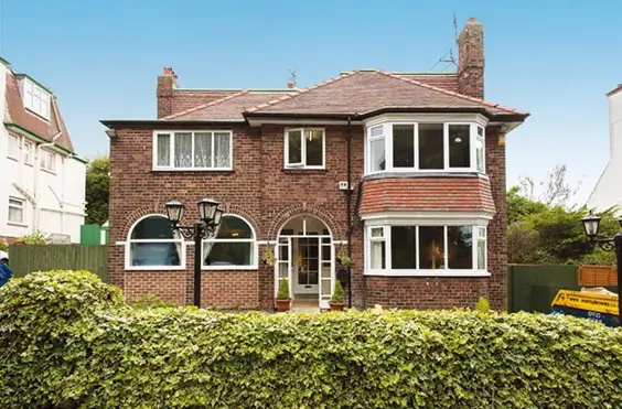 Park View - outside view of care home