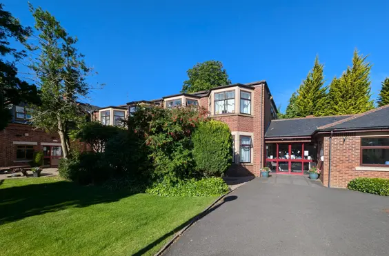 Chase Park Neuro Centre - outside view of care home