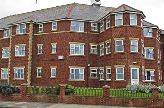 Falstone Manor - outside view of care home