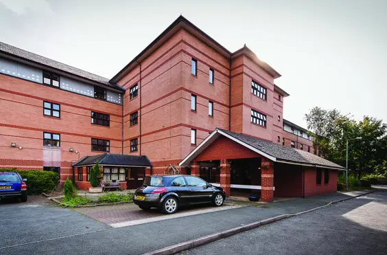 Laurel Court (Didsbury) - outside view of care home