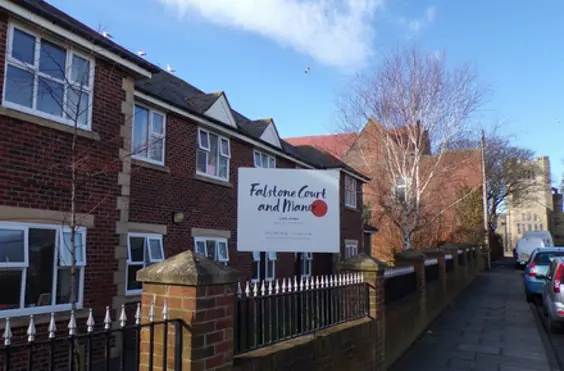 Falstone Court - outside view of care home
