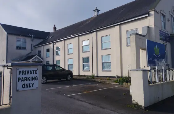Oak Lodge - outside view of care home