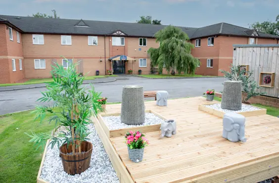 Richmond Court - outside view of care home