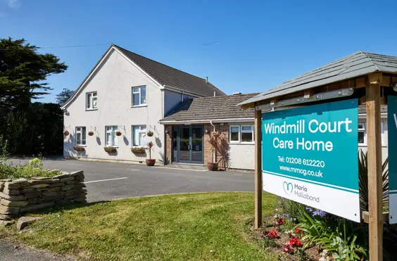 Windmill Court - outside view of care home