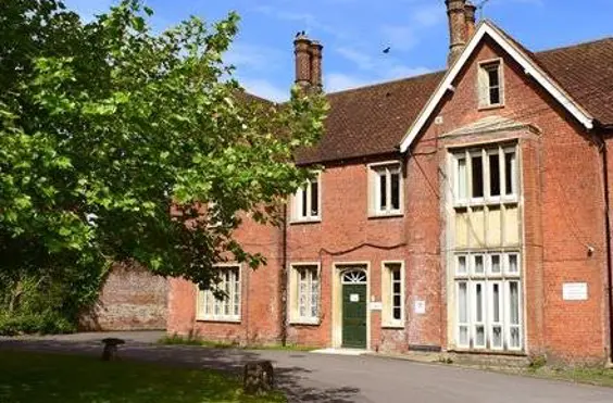 Market Lavington Care Home - outside view of care home