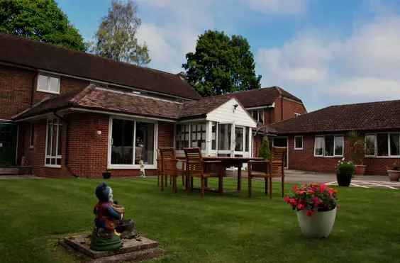 Park View Nursing Home - outside view of care home