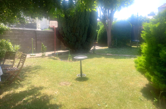 Warwick House - outside view of care home