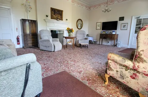 Cranhill Nursing Home - outside view of care home