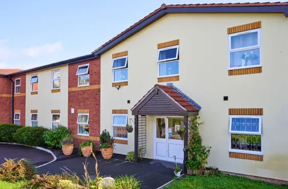 Hartcliffe Nursing Home - outside view of care home