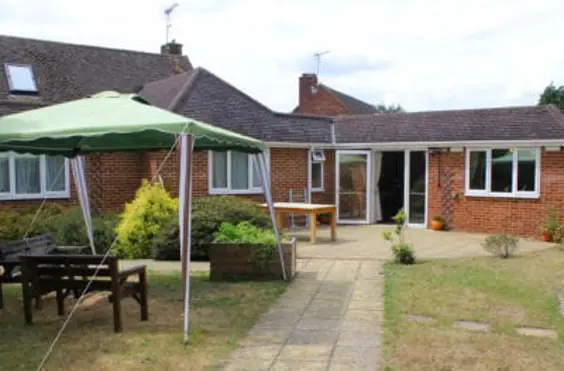 15 Manor Crescent - outside view of care home