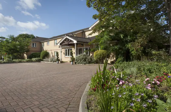 Thameside - outside view of care home