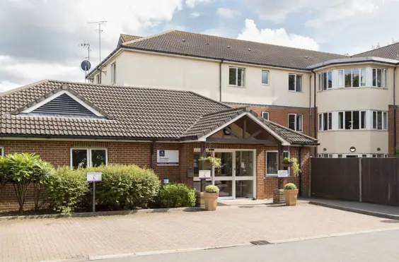 Glendale - outside view of care home