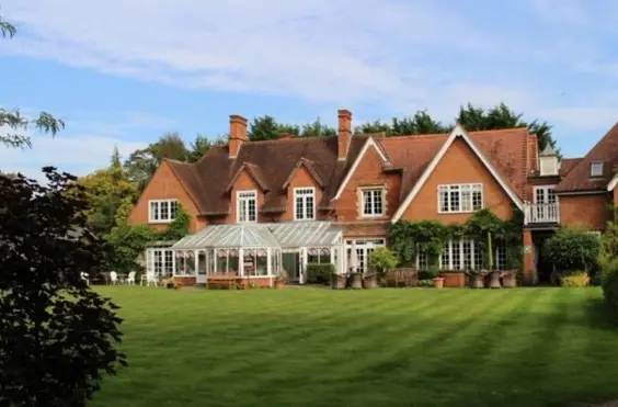 Foxleigh Grove Nursing Home - outside view of care home