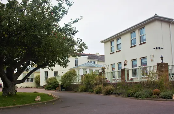 Rustington Hall - outside view of care home