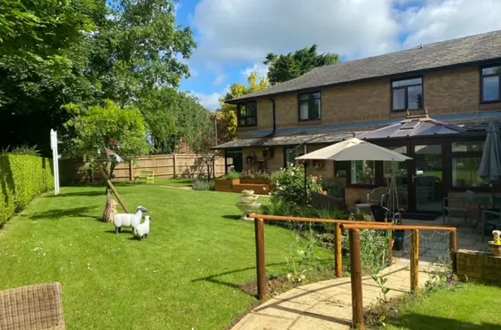 Oxenford House - outside view of care home