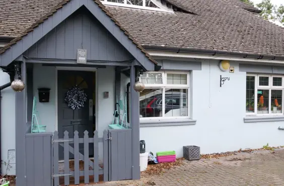 Broadview - outside view of care home
