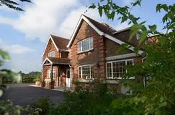 Kiln Lodge - outside view of care home