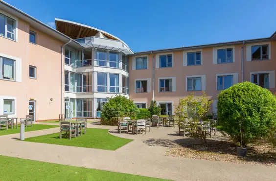 Oak House - outside view of care home
