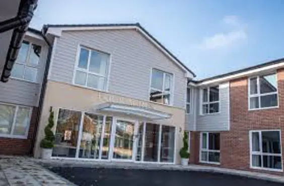 Four Acres - outside view of care home