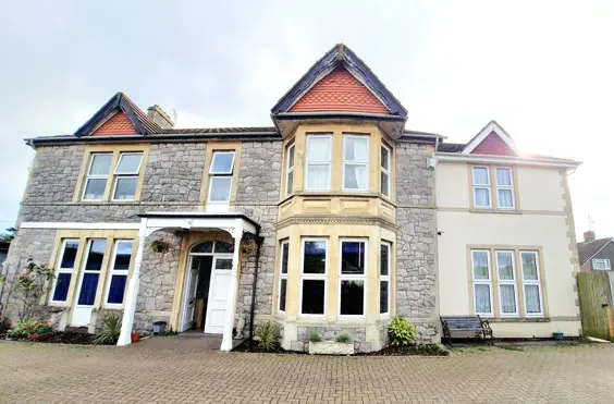 Mendip Lodge - outside view of care home