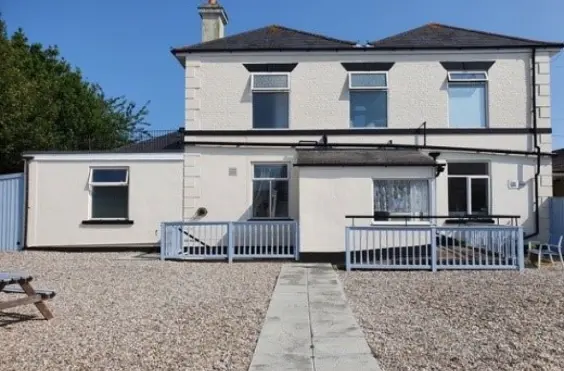 Cameron Lodge - outside view of care home