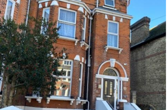 Camelot Lodge - An outside view of the home