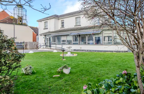 Haydon-Mayer - outside view of care home