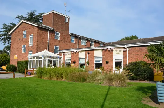 Drayton Court - outside view of care home