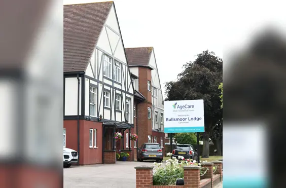 Bullsmoor Lodge - outside view of care home